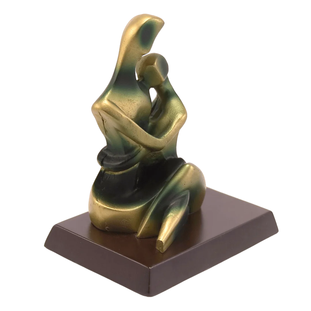golden-embrace3-velariontika